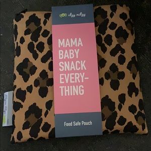NWT Itzy Ritzy Snack Bag